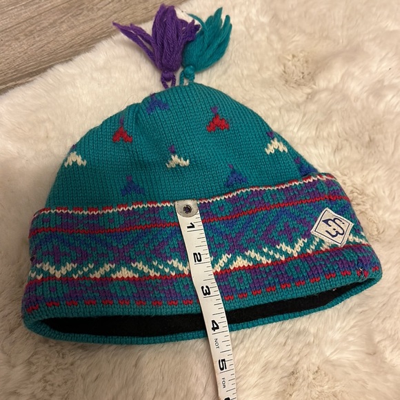 Vintage looking Merkley headgear wool toque - Picture 9 of 9